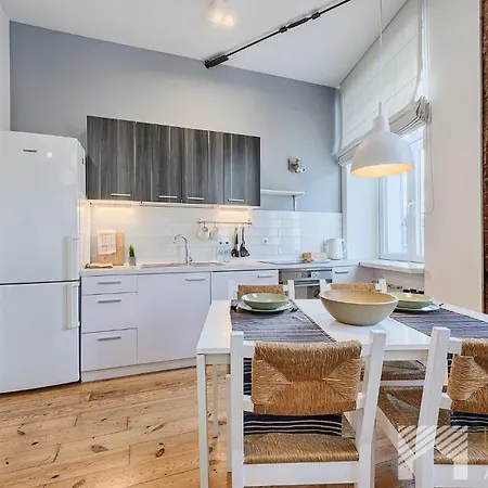 Berlinski By Lookap Parking W Cenie 公寓 罗兹